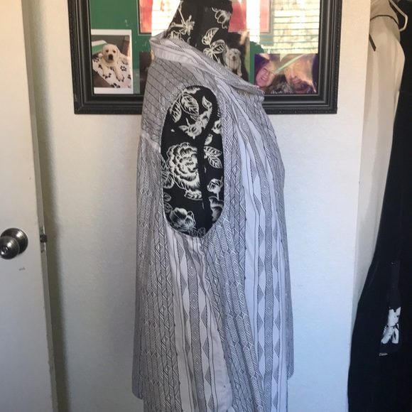 Sleeve less cotton blouse - Picture 2 of 3